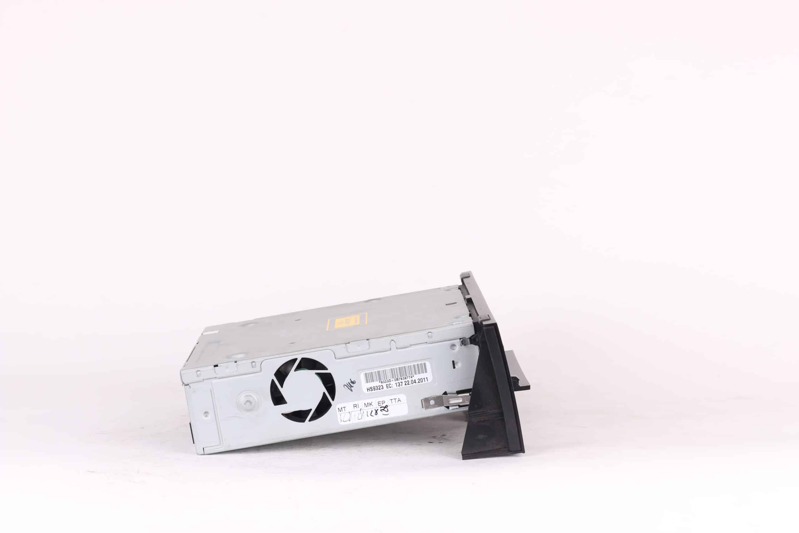 Système multimédia MMI3G Basic | 8T1 035 652 G - Imagen 4