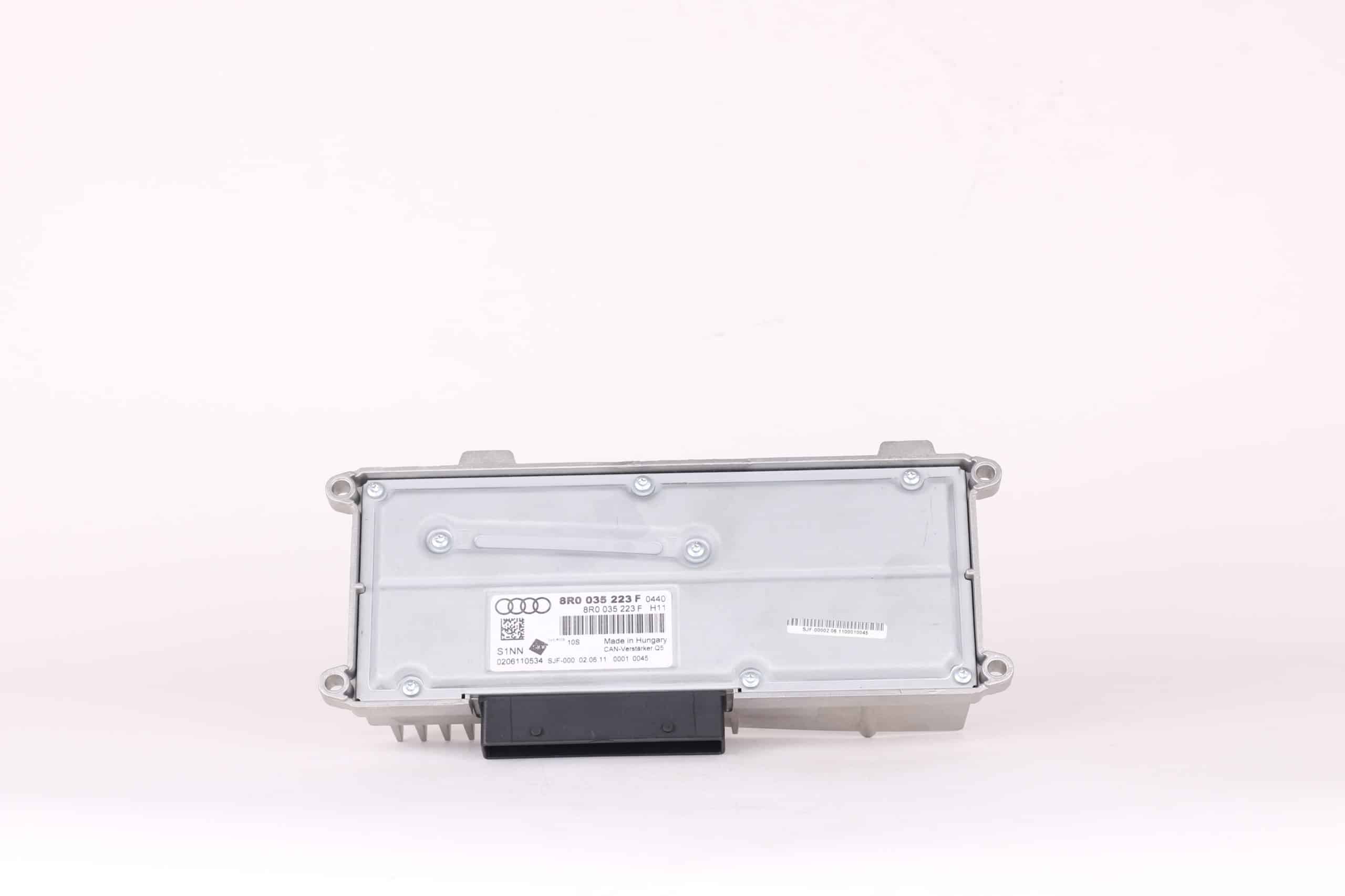 Amplificateur CAN-Verstärker Q5 - 6 canaux | 8R0 035 223 F (2)