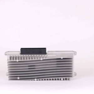 Amplificateur CAN-Verstärker Q5 - 6 canaux    | 8R0 035 223 F (1)