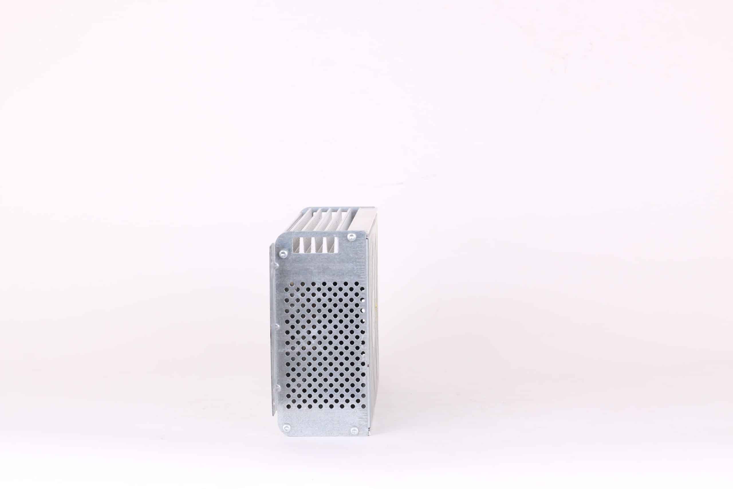 Amplificateur audio d'origine Audi ASK pour systèmes actif | 4F0 910 223 G - Imagem 4